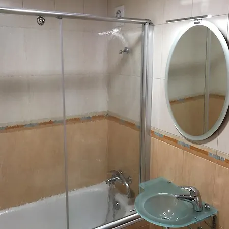 Piso Centrico De 100 M2 赫罗纳